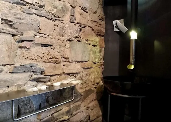 Host4u - Bacciadonne Cozy Modern Openspace In