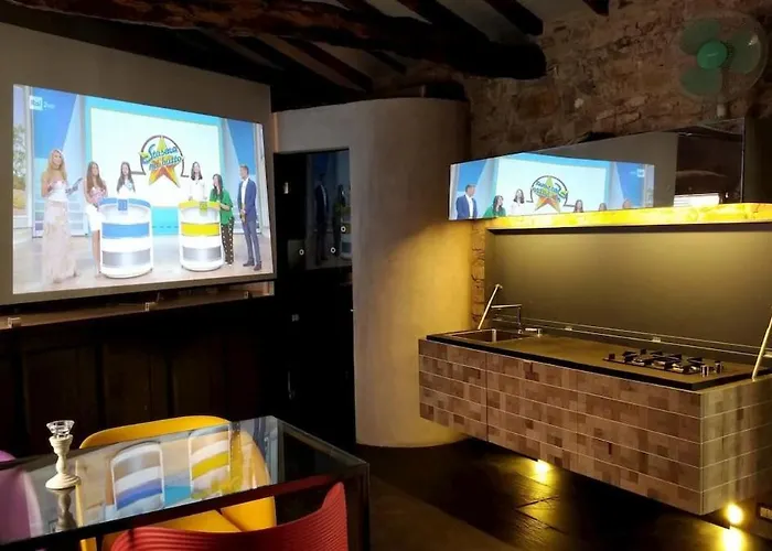 Host4u - Bacciadonne Cozy Modern Openspace In Apartment *